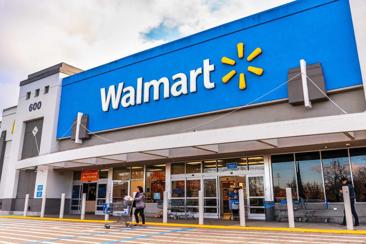 Walmart a Retail Giant's Impact on Society